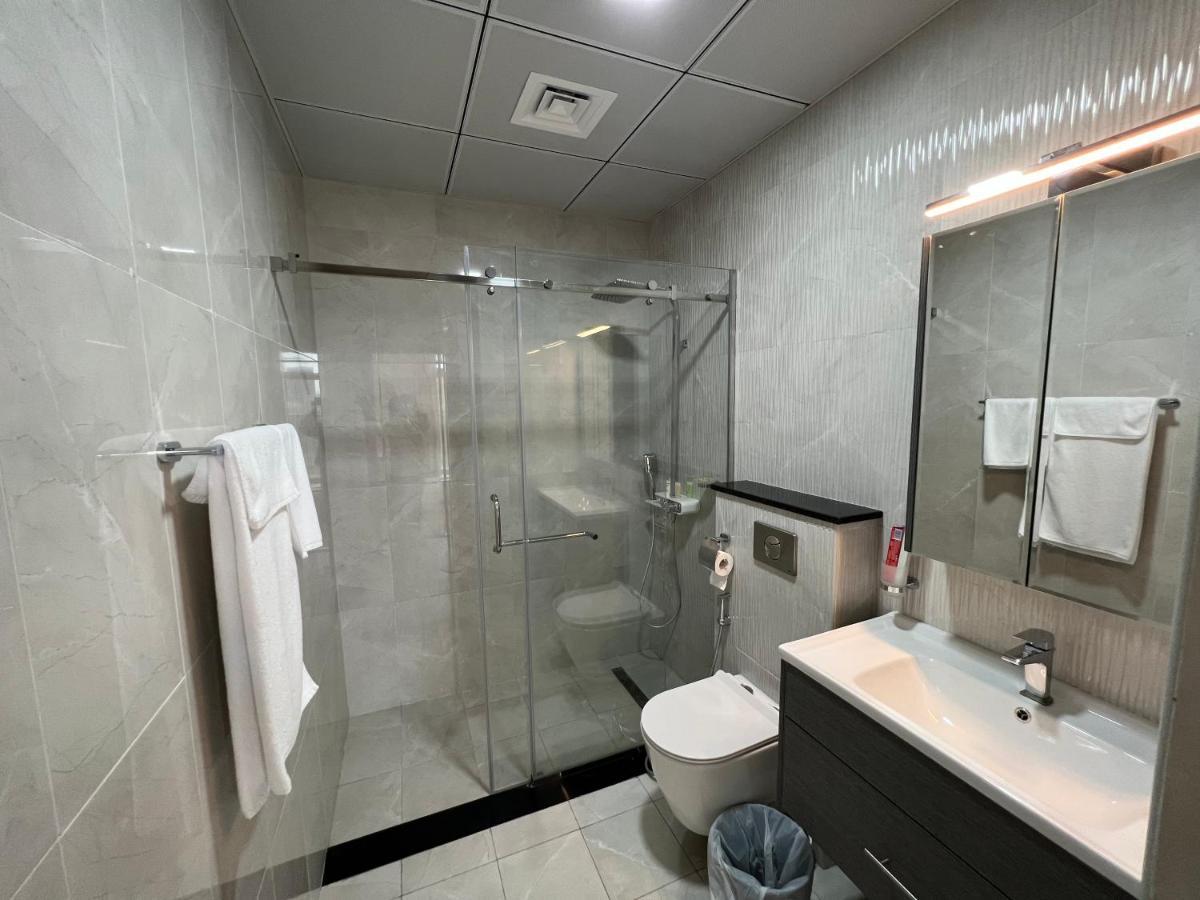 Penrose Place Dubai Jvc Экстерьер фото