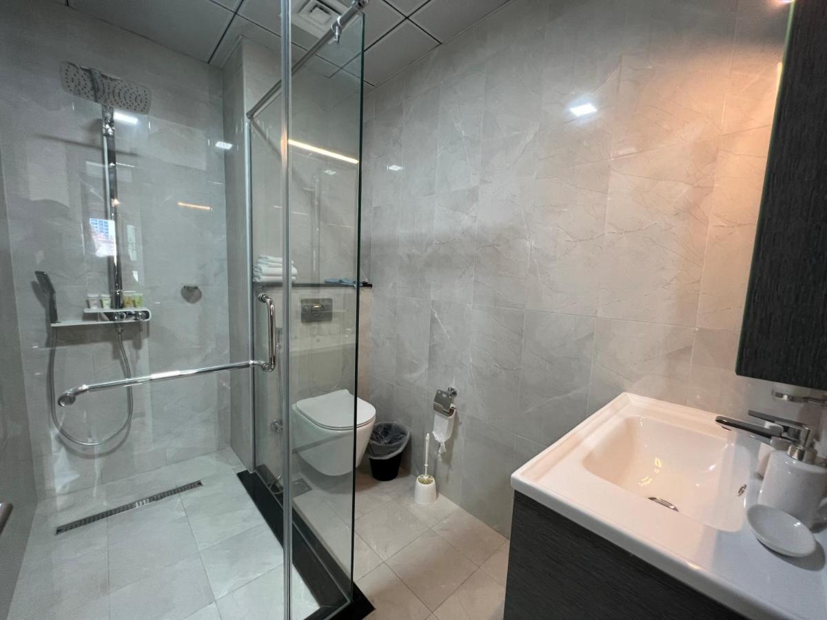 Penrose Place Dubai Jvc Экстерьер фото
